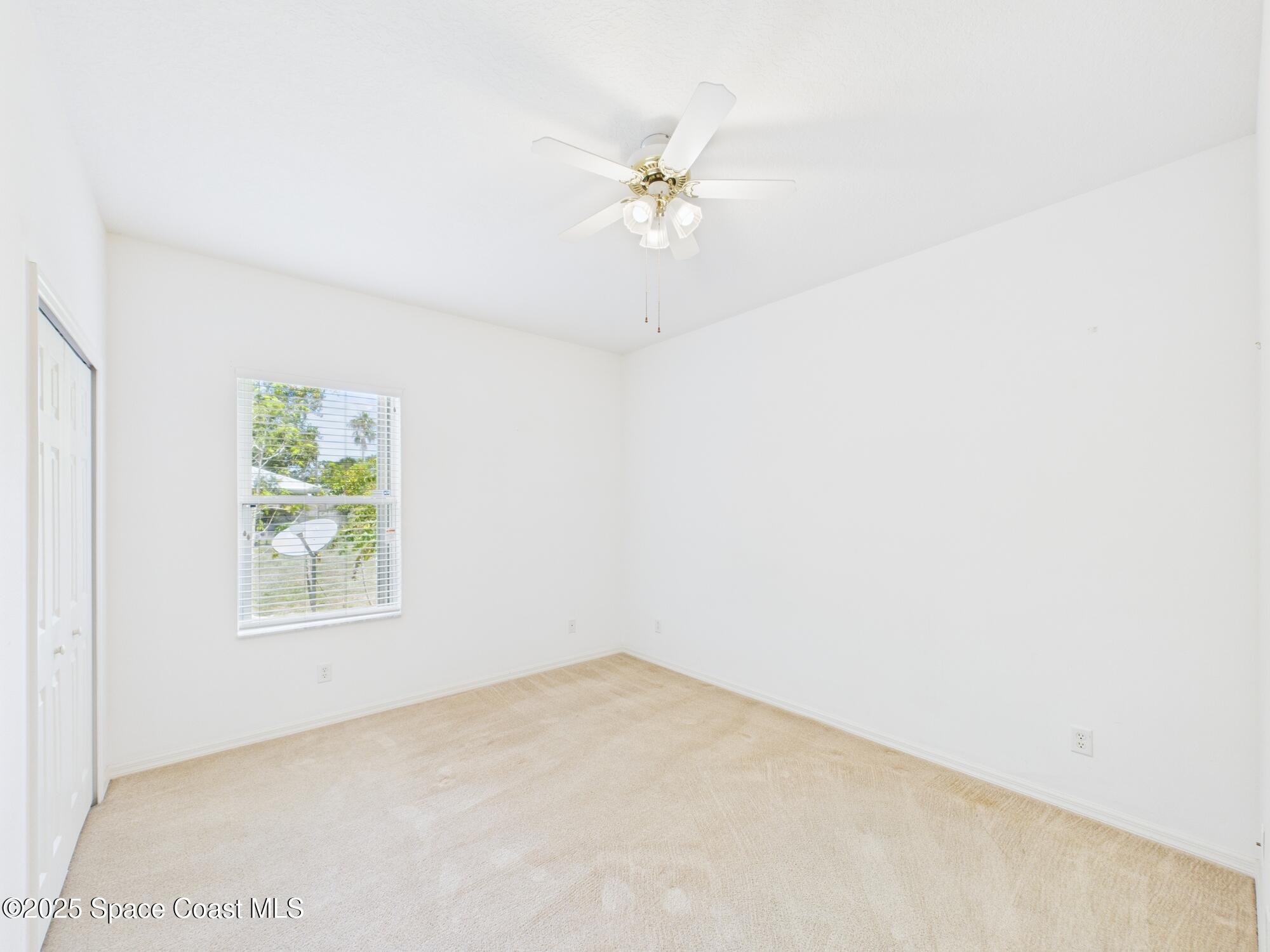 826 Riviera Avenue Sebastian, FL 32958 - Photo 5 of 35 CAM02441G0-PR0227-STILL032