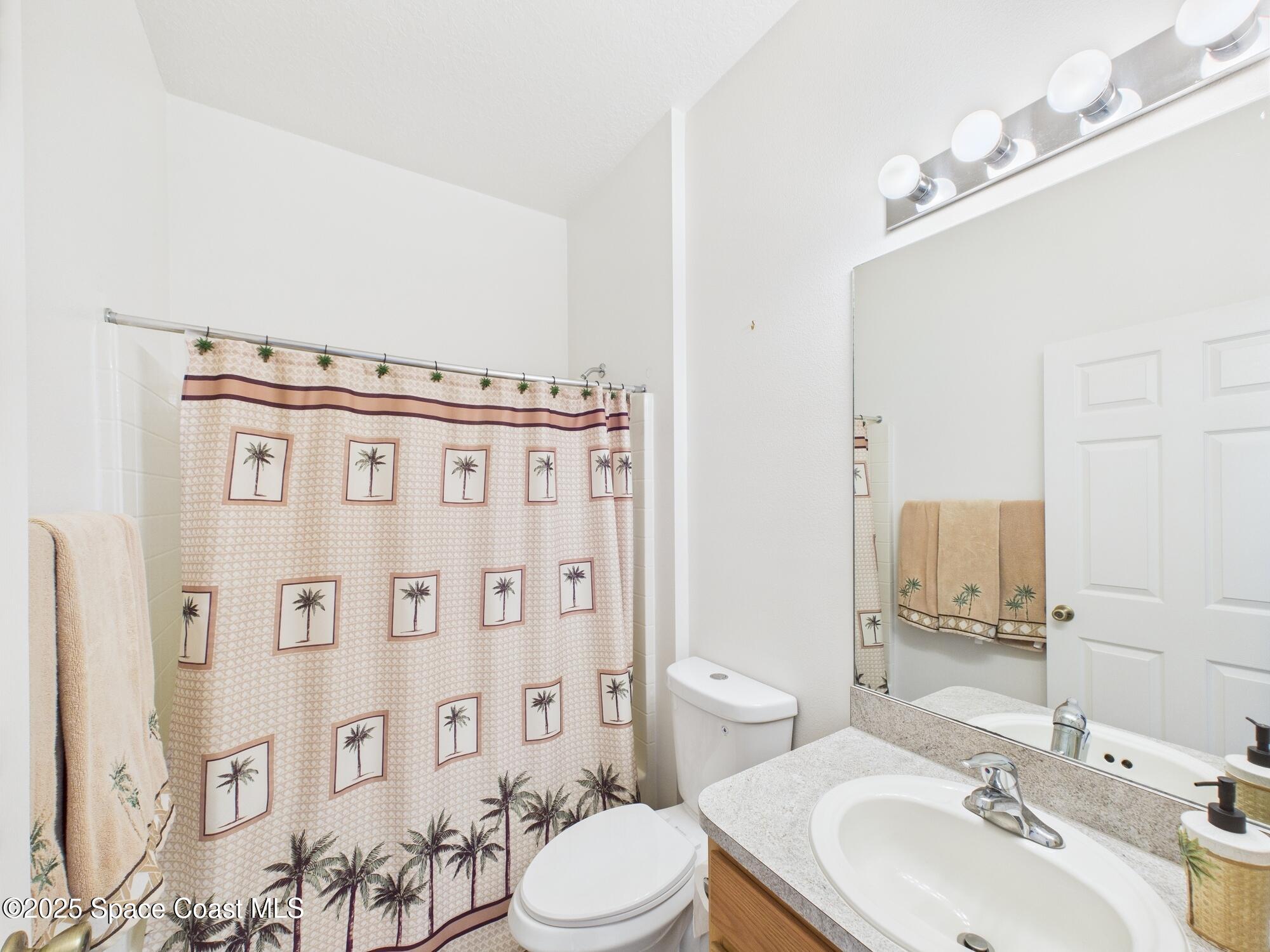 826 Riviera Avenue Sebastian, FL 32958 - Photo 6 of 35 CAM02441G0-PR0227-STILL031