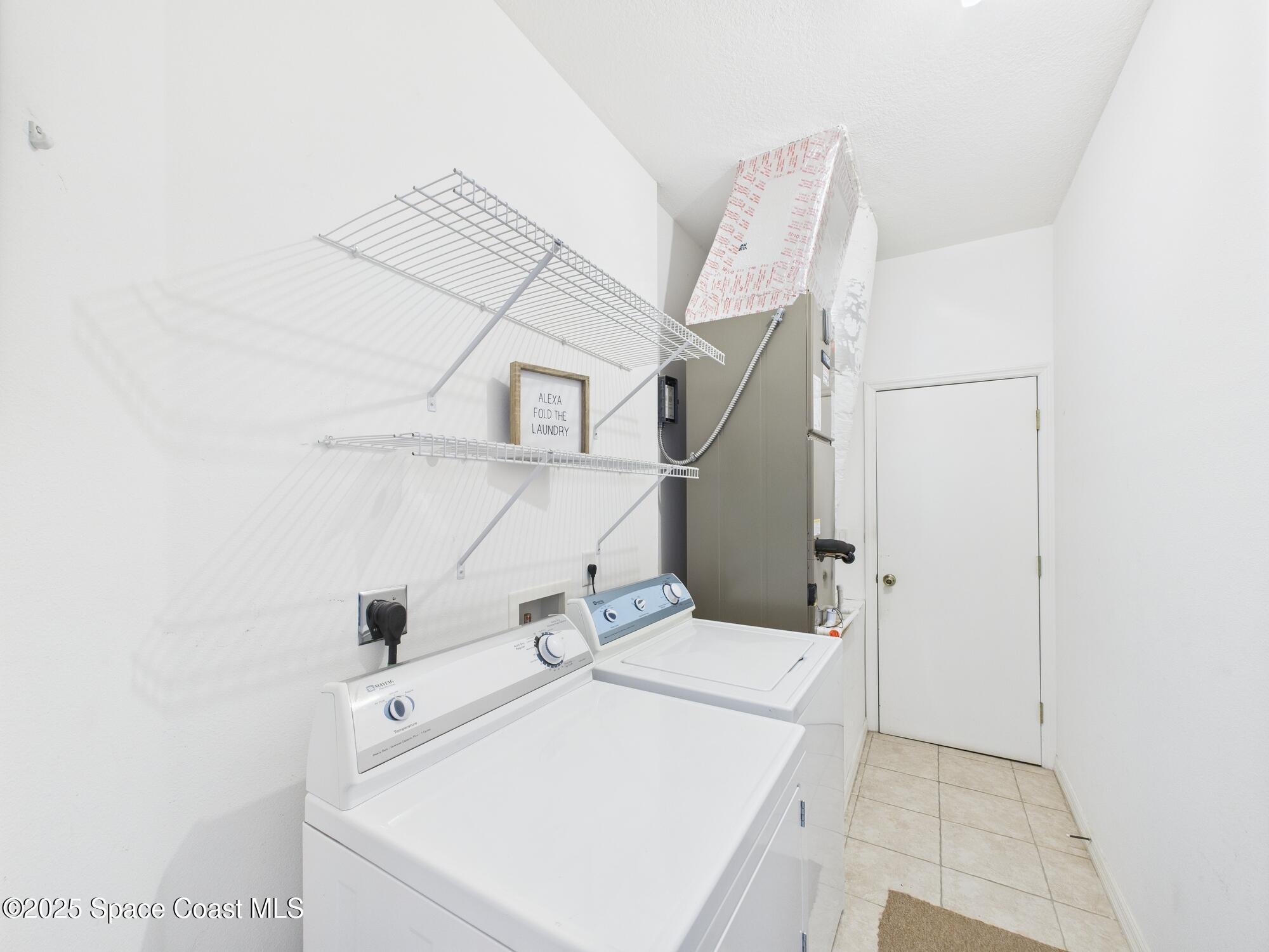 826 Riviera Avenue Sebastian, FL 32958 - Photo 9 of 35 CAM02441G0-PR0227-STILL028