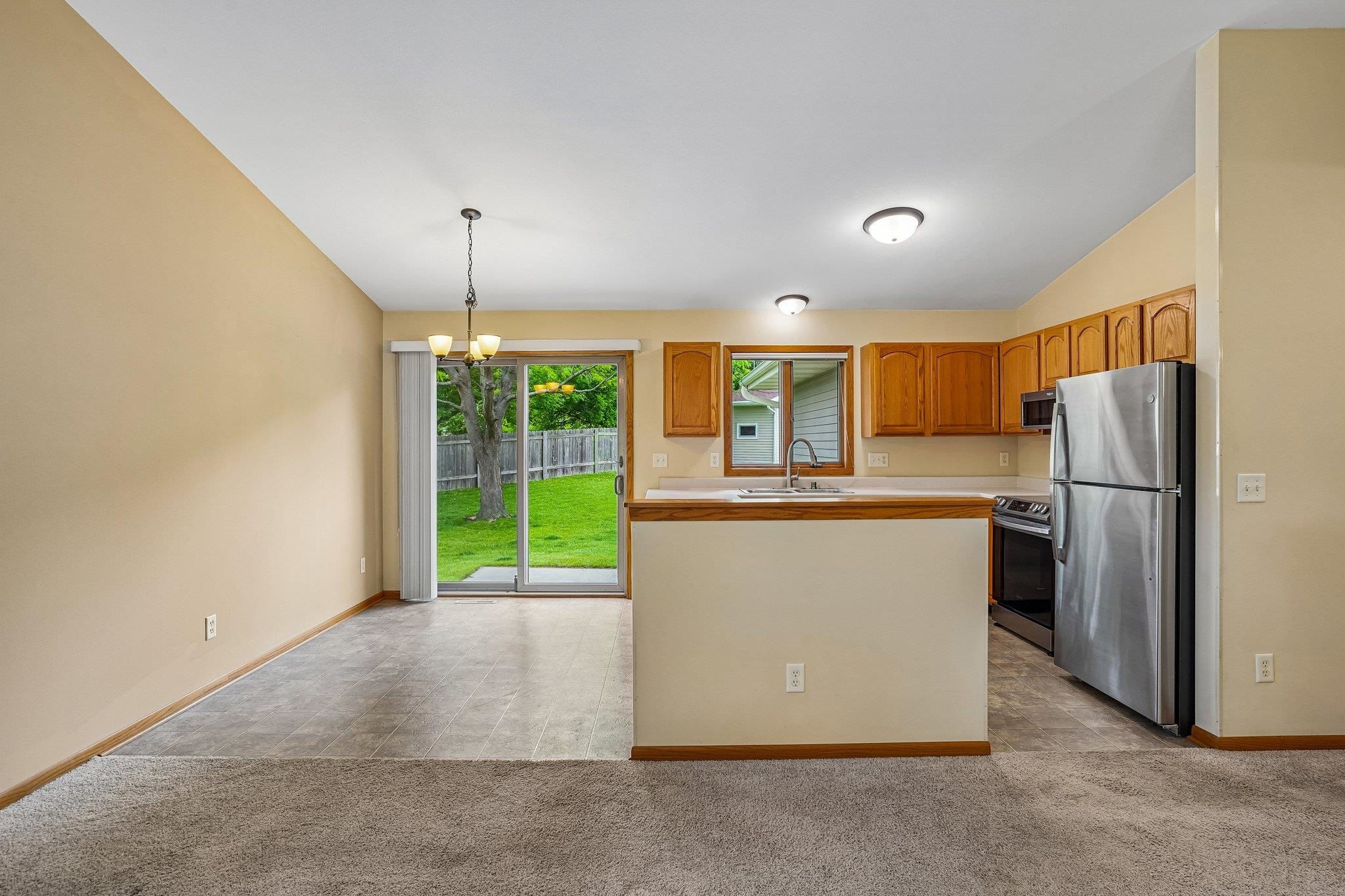 7526 Crawling Stone Road Madison, WI 53719 - Photo 19 of 44