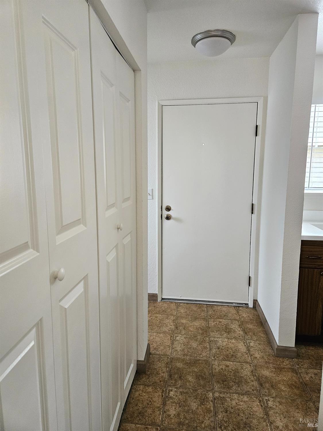 1930 Grande Circle, Unit 72 Fairfield, CA 94533 - Photo 2 of 34 a view of an empty room
