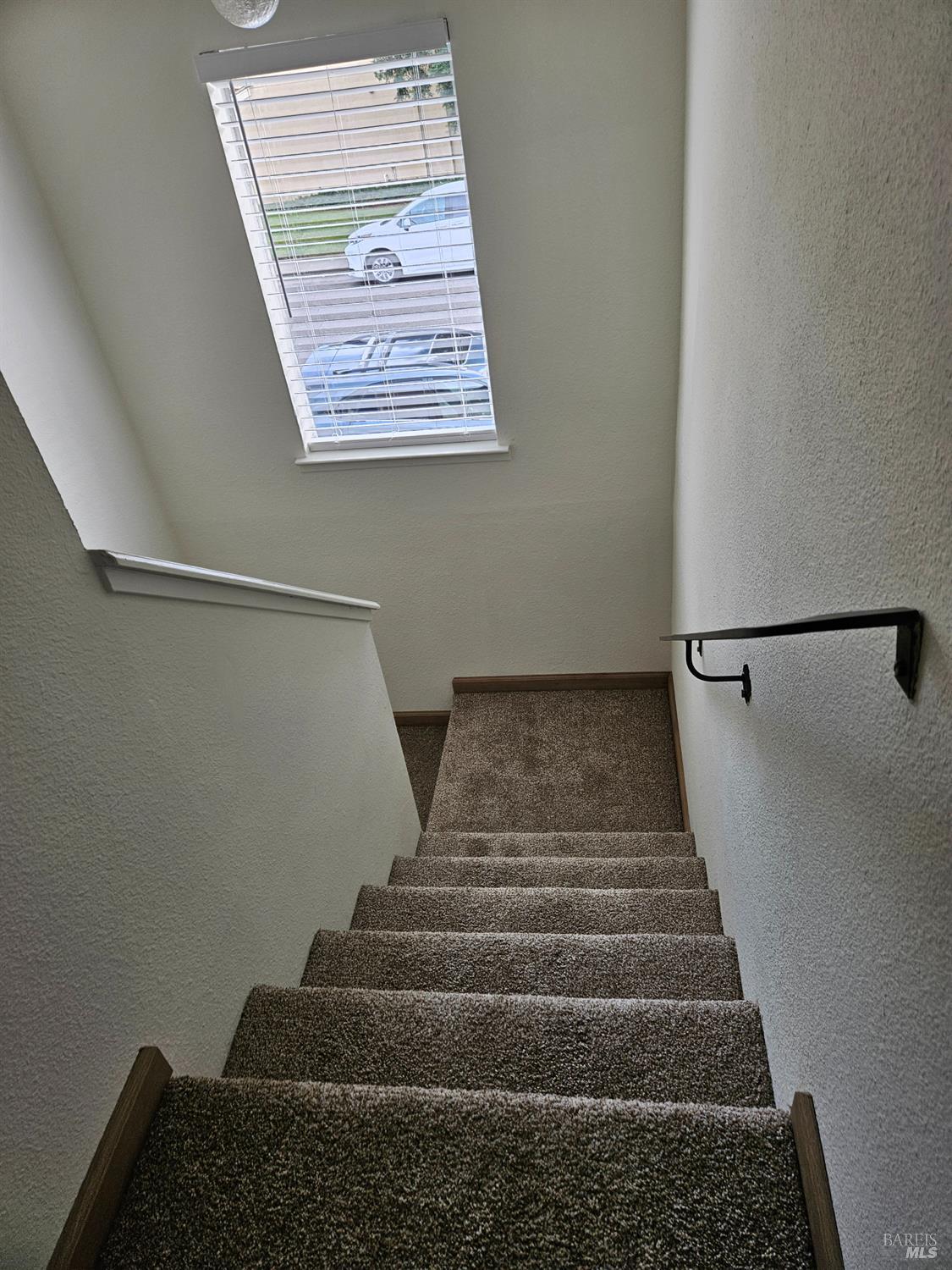 1930 Grande Circle, Unit 72 Fairfield, CA 94533 - Photo 23 of 34 a view of entryway