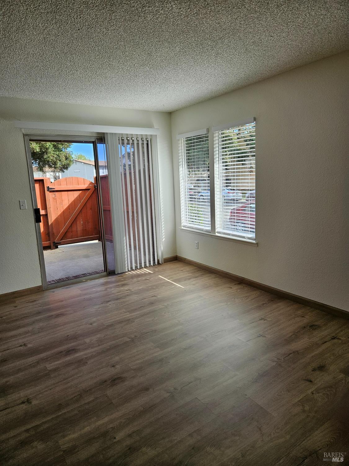 1930 Grande Circle, Unit 72 Fairfield, CA 94533 - Photo 7 of 34