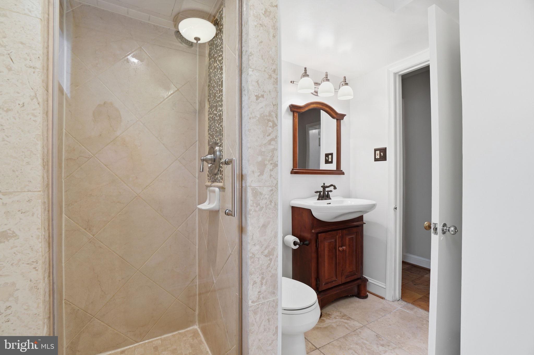 7005 Raleigh Road Annandale, VA 22003 - Photo 23 of 34 Gallery Image 23