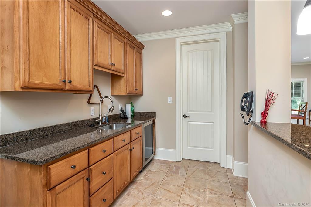 3620 Sharon View Road, Unit 2 Charlotte, NC 28210 - Photo 21 of 48 Gallery Image 21