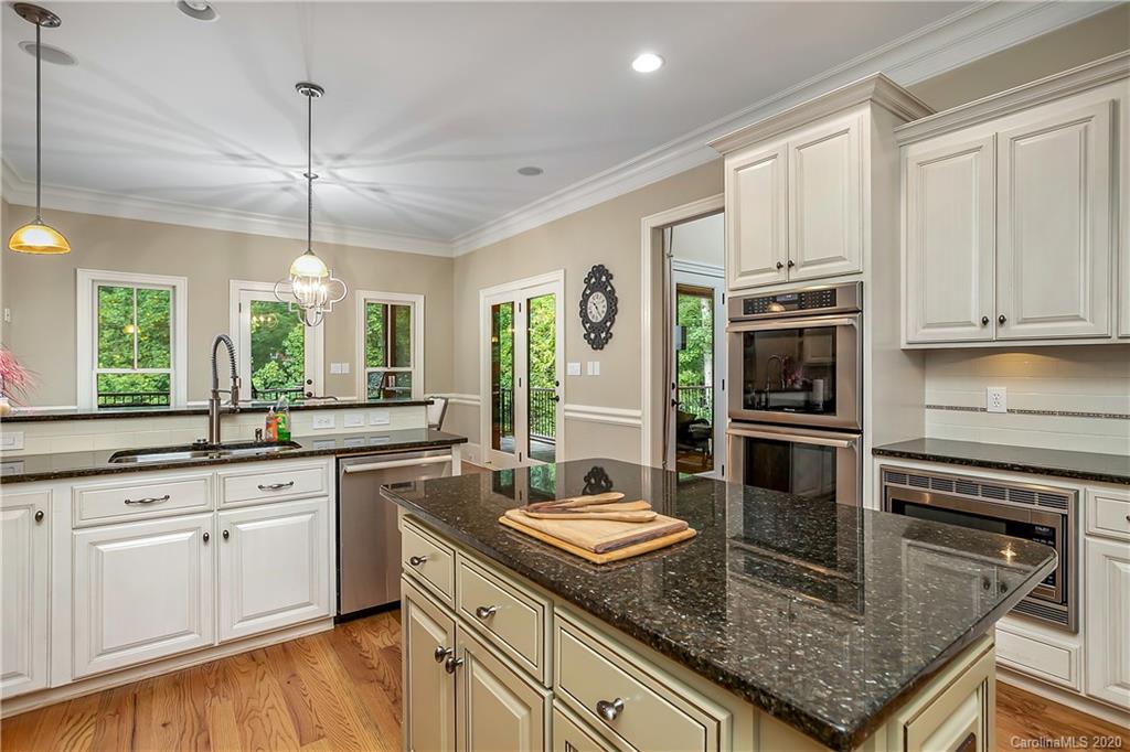 3620 Sharon View Road, Unit 2 Charlotte, NC 28210 - Photo 9 of 48 Gallery Image 9