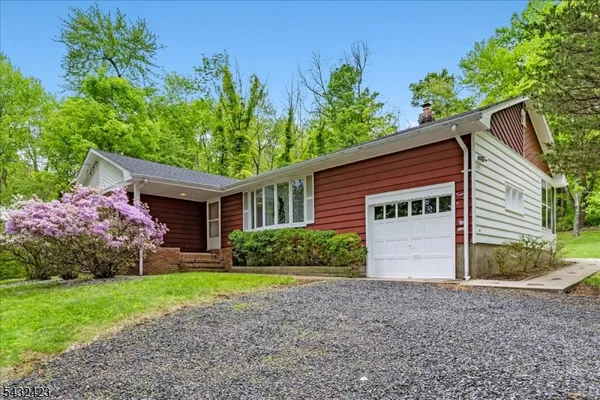 $599,000 | 111 East Mountain Road, Hillsborough, NJ 08844