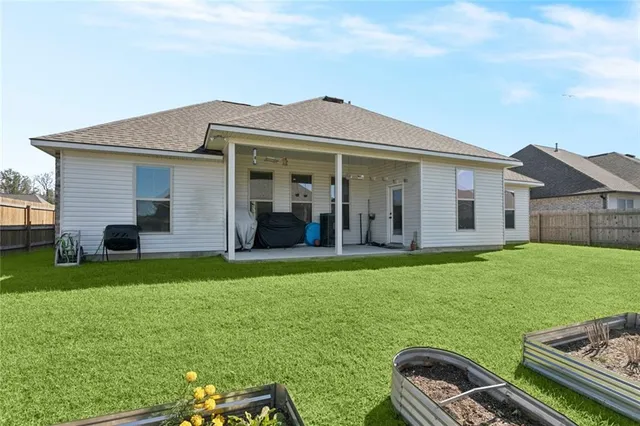 $334,900 | 44219 Kendalwood Drive, Hammond, LA 70403