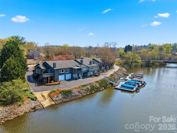 $399,900 | 2200 6th Street Northwest, Unit 3A, Hickory, NC 28601