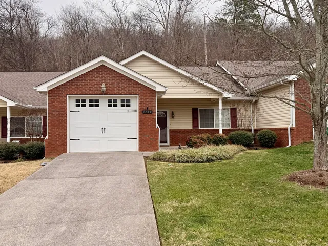 $1,650 | 5644 Mountain Oaks Lane, Ooltewah, TN 37363