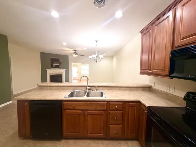 $1,650 | 5644 Mountain Oaks Lane, Ooltewah, TN 37363