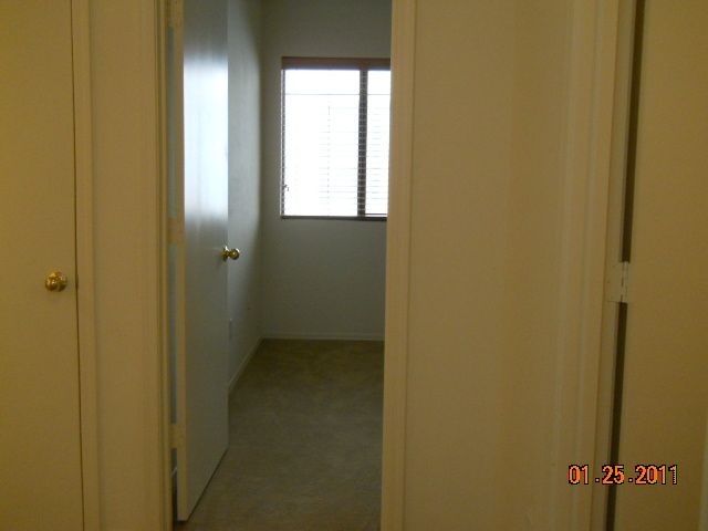 8519 West Payson Road Tolleson, AZ 85353 - Photo 7 of 19 Hallway