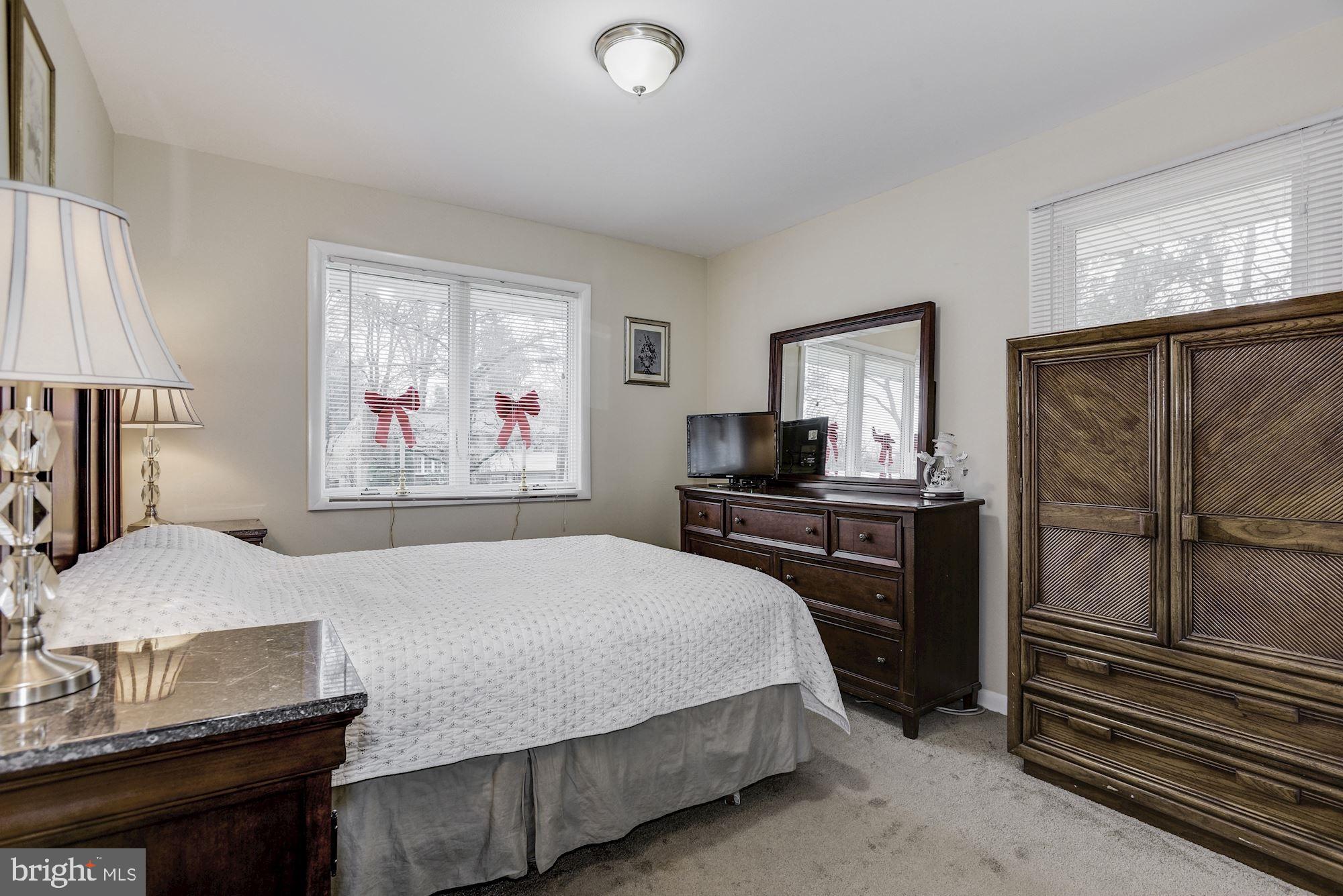 506 Bancroft Road Cherry Hill, NJ 08034 - Photo 7 of 26