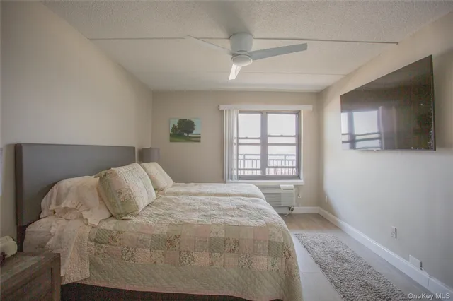 $3,700 | 230 West Broadway, Long Beach, NY 11561