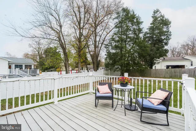 $375,000 | 22 N Road, Chesapeake City, MD 21915