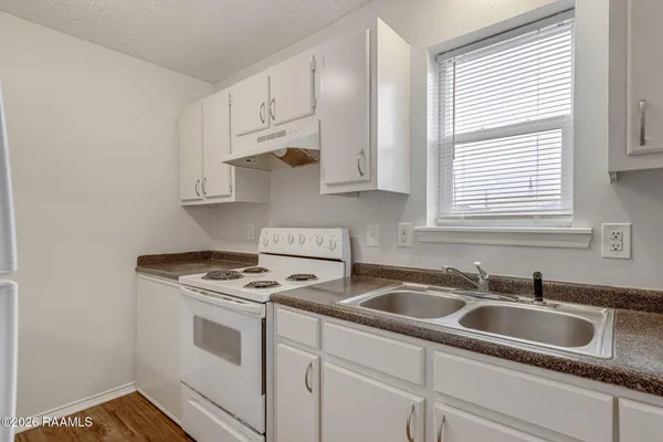 $780 | 1318 Lee, Unit B6, Lafayette, LA 70506