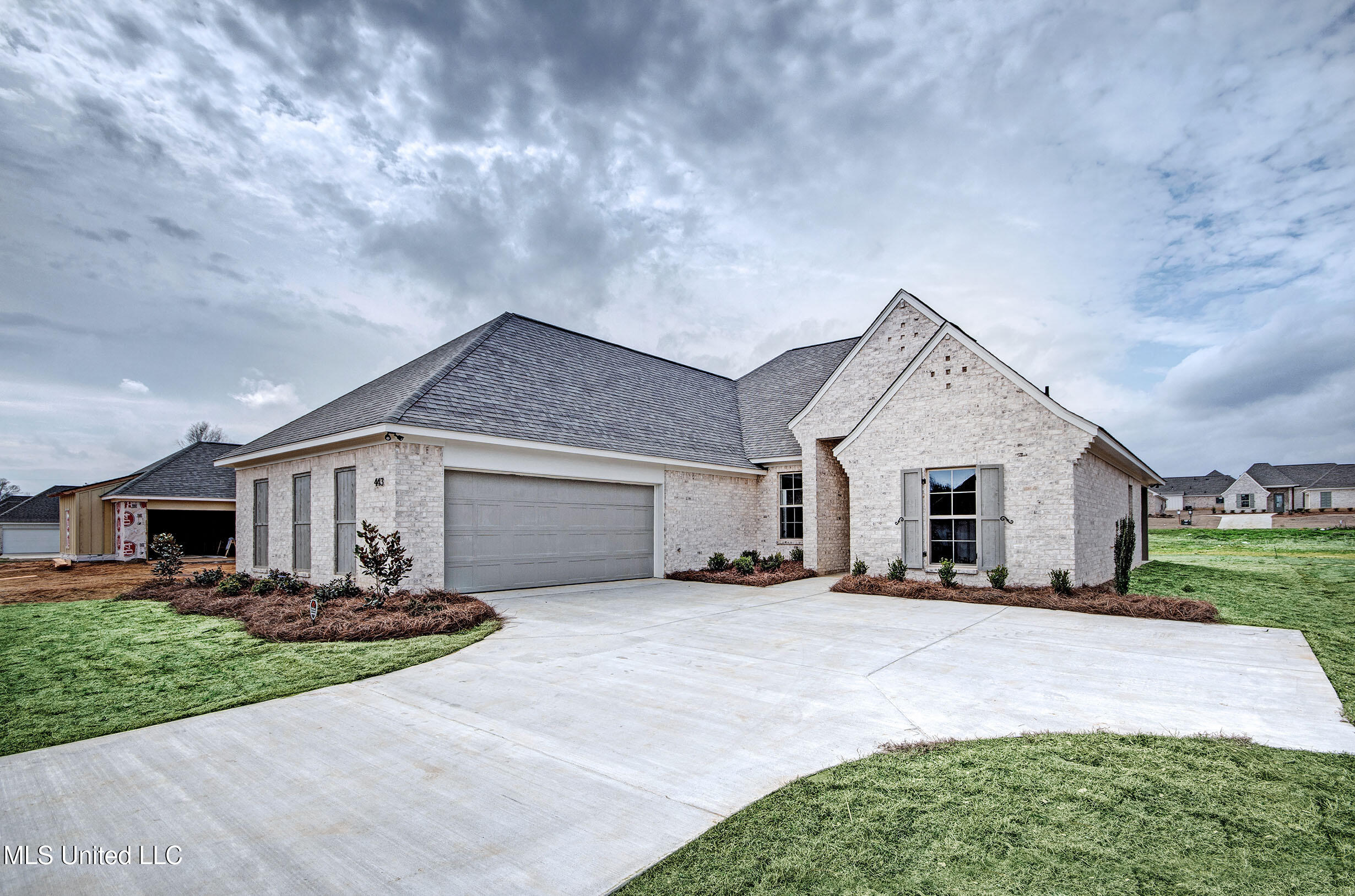 443 Baleigh Way Canton, MS 39046 - Photo 1 of 37 Front of home