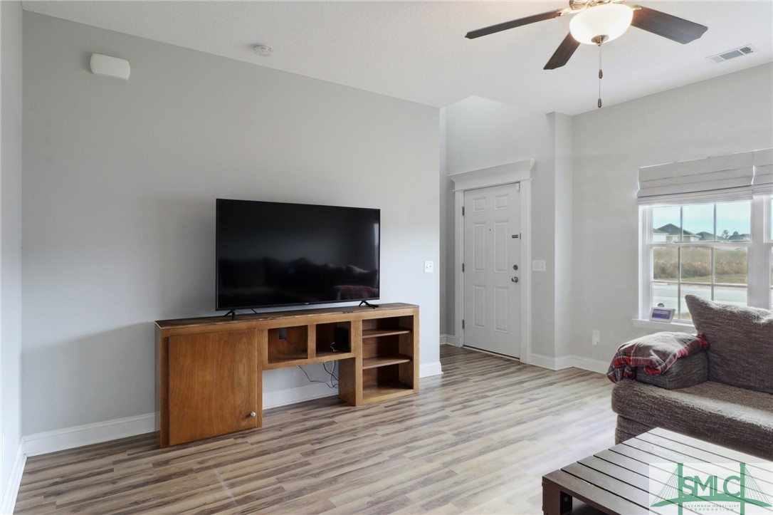 348 Rutledge Drive Hinesville, GA 31313 - Photo 5 of 26 Gallery Image 5