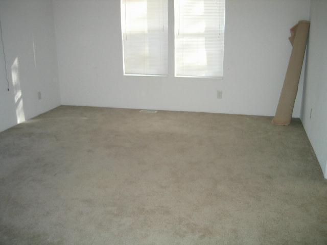 231 Hatton Road Tieton, WA 98947 - Photo 7 of 9 an empty room with a window