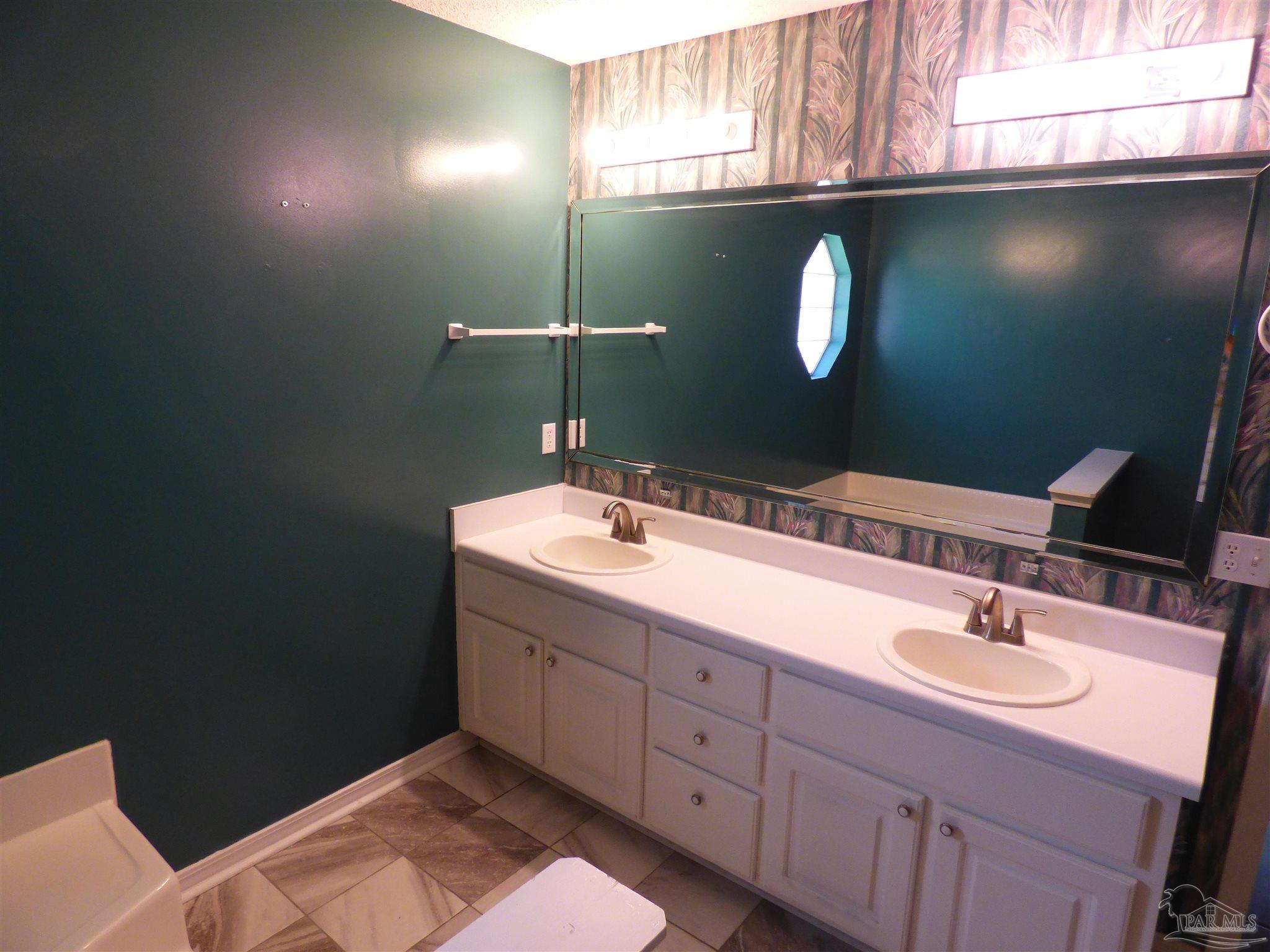6946 Cedar Ridge Circle Milton, FL 32570 - Photo 19 of 27