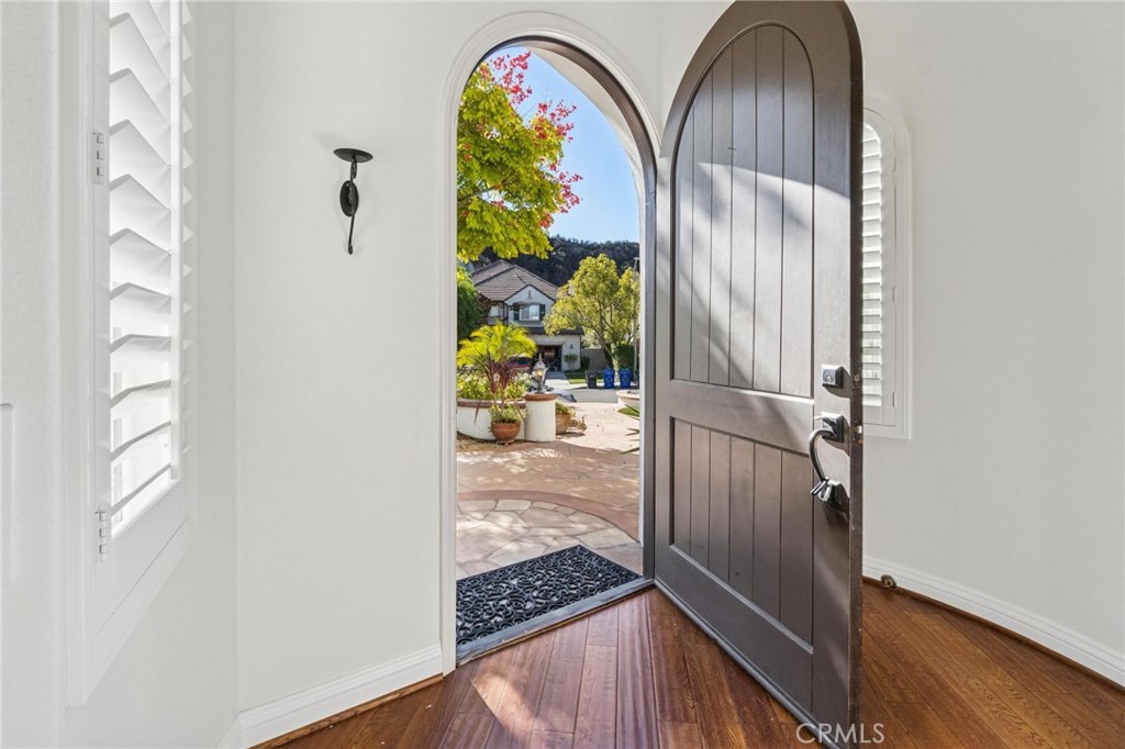 26511 Brooks Circle Stevenson Ranch, CA 91381 - Photo 4 of 65