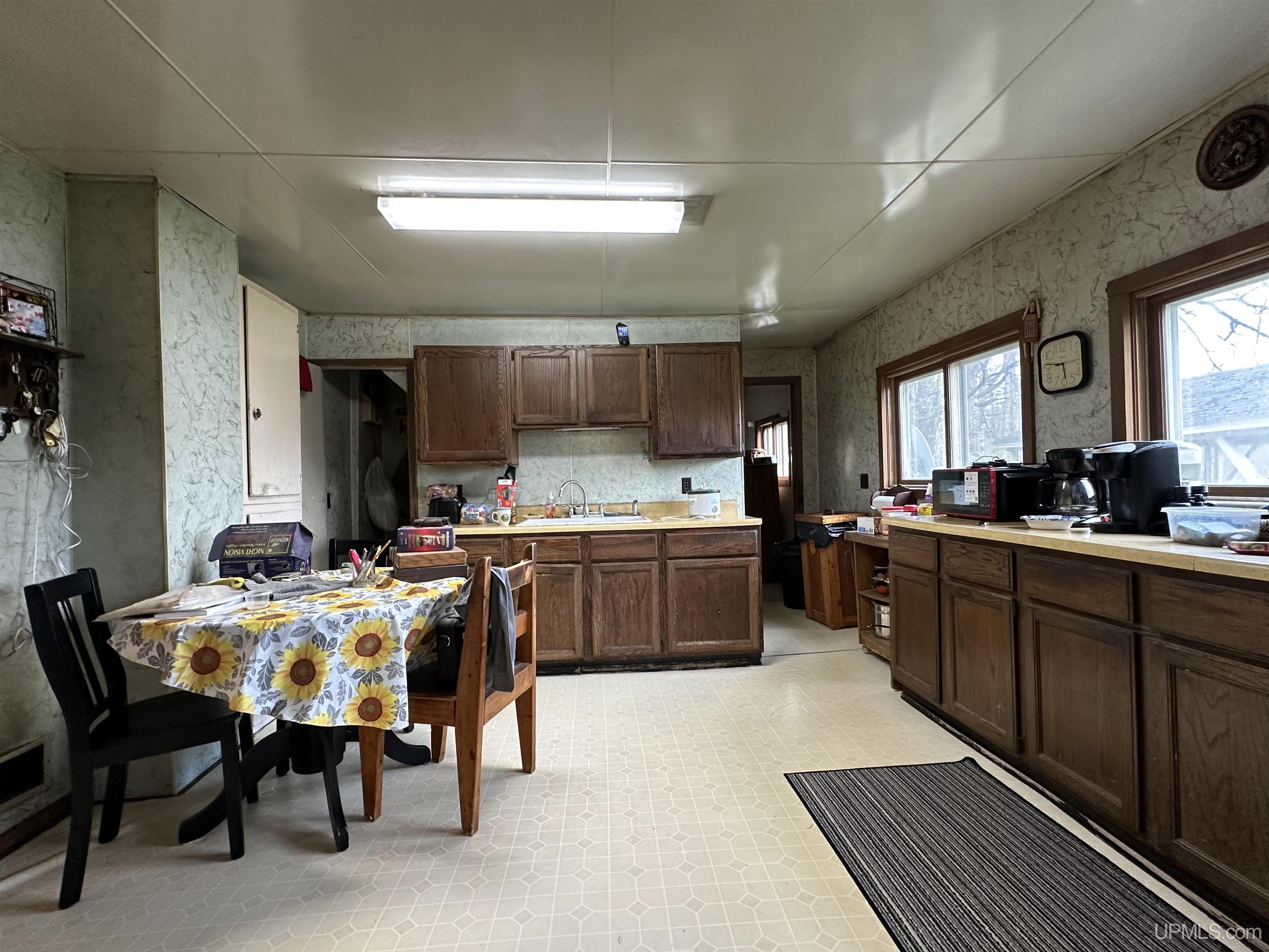 310 Indianhead Road Wakefield, MI 49968 - Photo 18 of 36