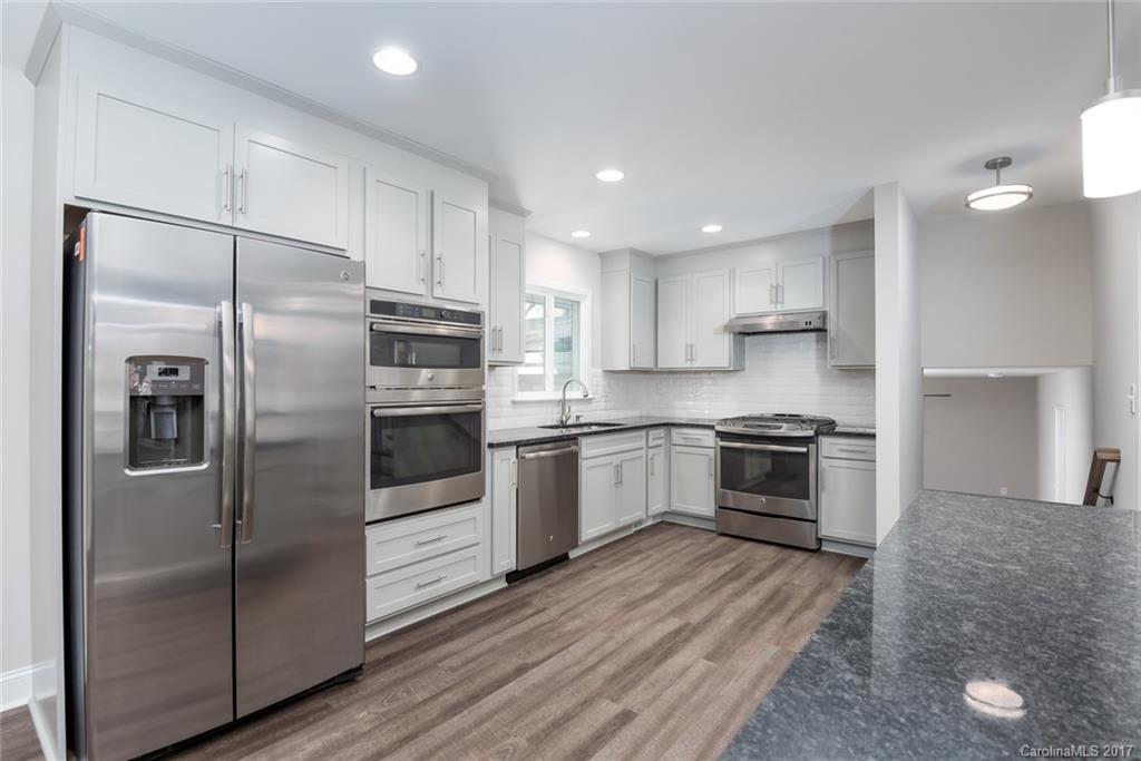 710 Sandridge Road Charlotte, NC 28210 - Photo 1 of 23 Gallery Image 1