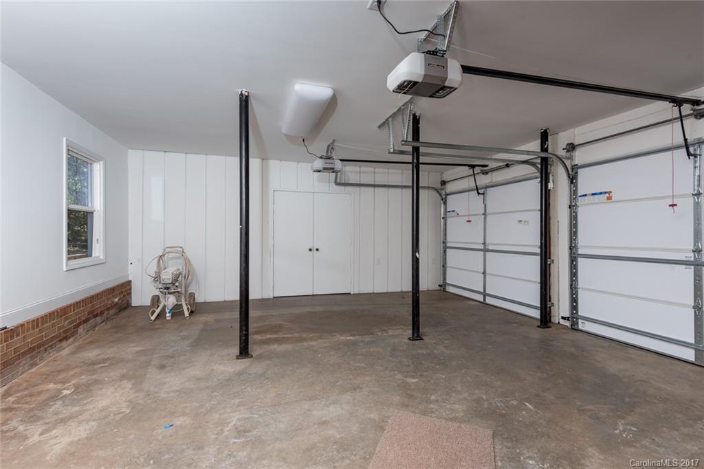 710 Sandridge Road Charlotte, NC 28210 - Photo 14 of 23 Gallery Image 14