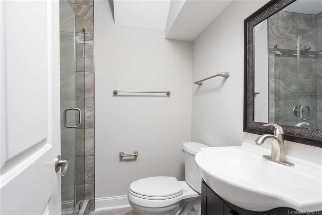 710 Sandridge Road Charlotte, NC 28210 - Photo 10 of 23 Gallery Image 10