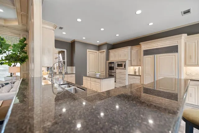 $1,385,000 | 5608 Brushy Creek Trail, Dallas, TX 75252