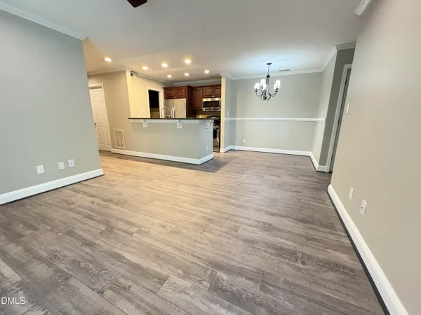 $1,600 | 1010 Kingswood Drive, Unit I, Chapel Hill, NC 27517