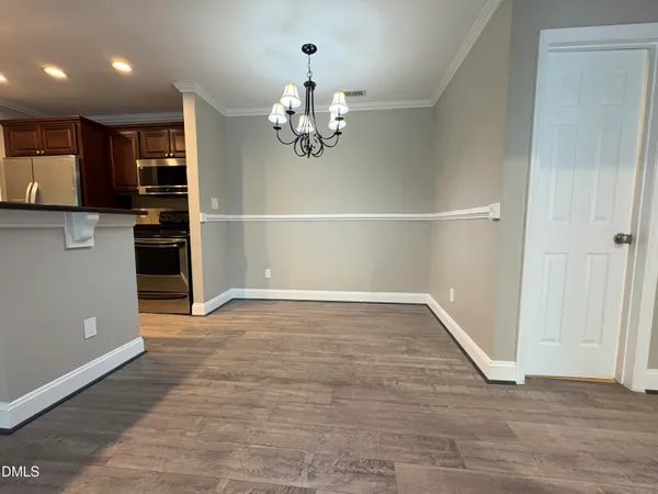 $1,600 | 1010 Kingswood Drive, Unit I, Chapel Hill, NC 27517