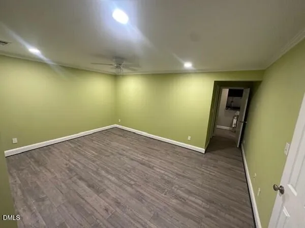 $1,600 | 1010 Kingswood Drive, Unit I, Chapel Hill, NC 27517