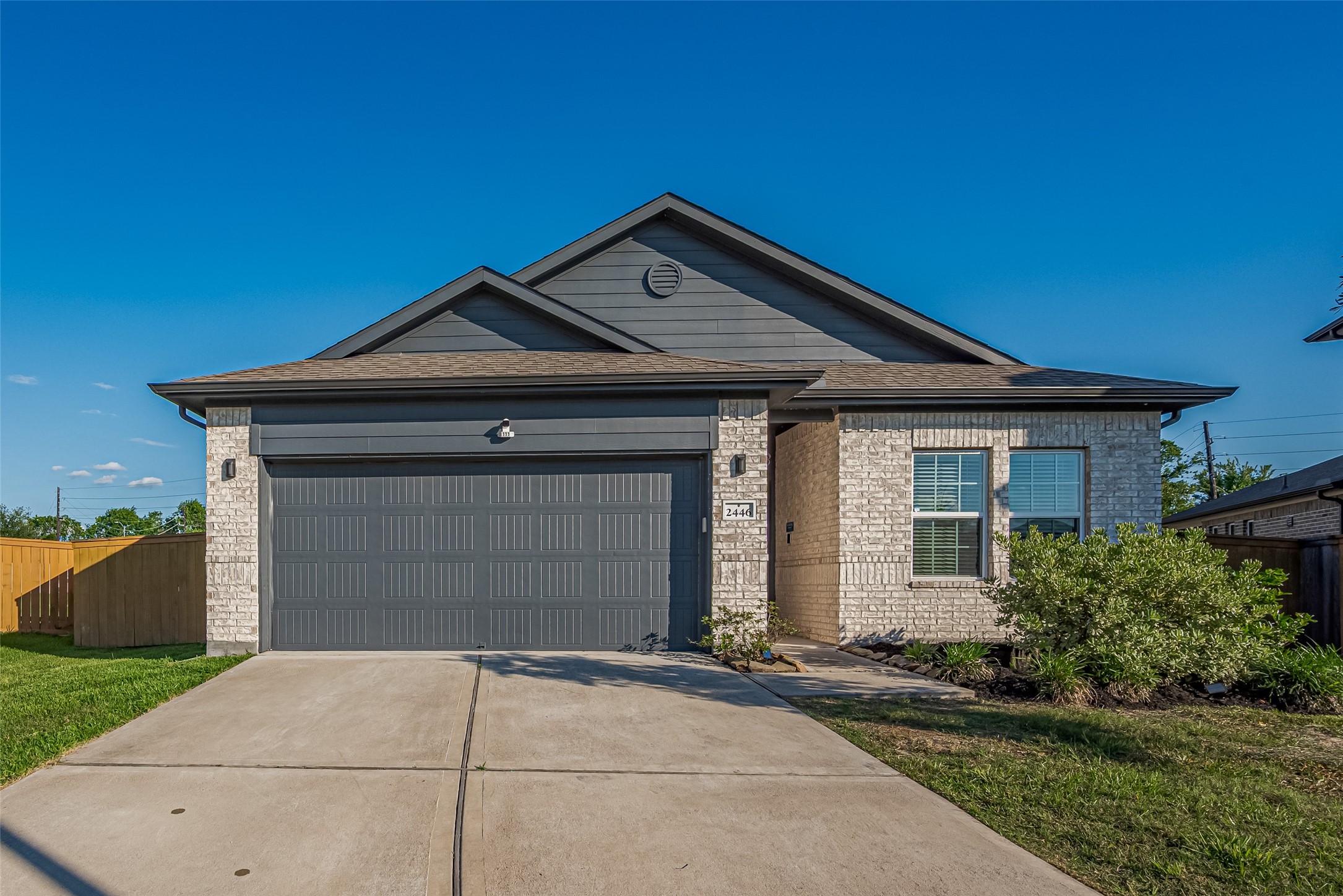 2446 Palisade Crst Drive Rosharon, TX 77583 - Photo 3 of 50