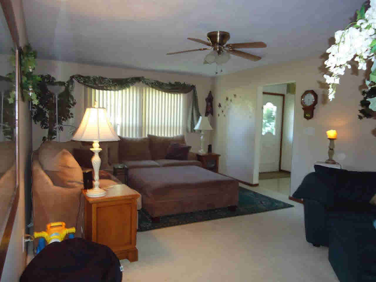 418 McKenney Road Vincennes, IN 47591 - Photo 4 of 12 Gallery Image 4