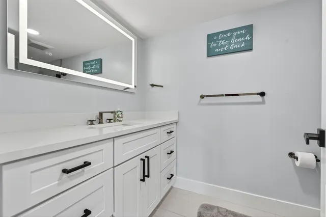 $1,499,000 | 3900 Galt Ocean Drive, Unit 817, Fort Lauderdale, FL 33308