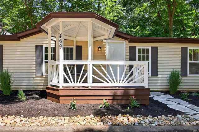 $394,000 | 469 Fawn Ridge Trail, Bloomington, IN 47408