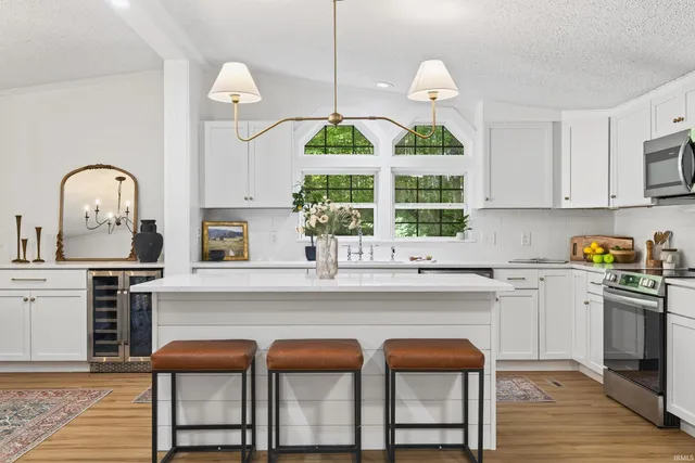 $394,000 | 469 Fawn Ridge Trail, Bloomington, IN 47408