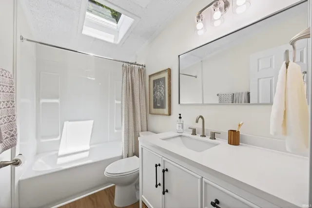 $394,000 | 469 Fawn Ridge Trail, Bloomington, IN 47408