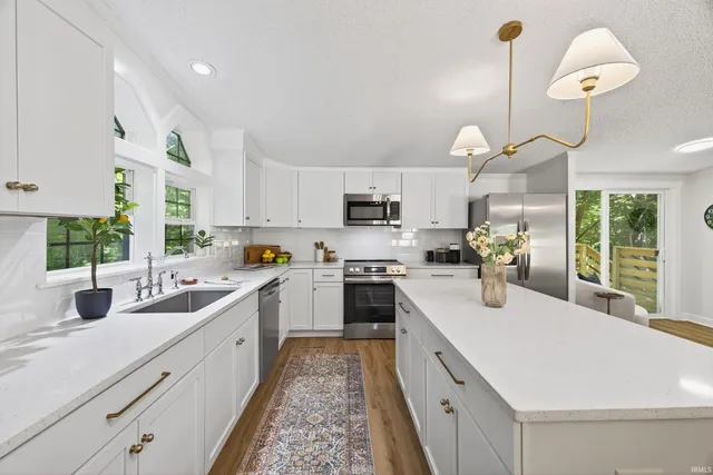 $394,000 | 469 Fawn Ridge Trail, Bloomington, IN 47408