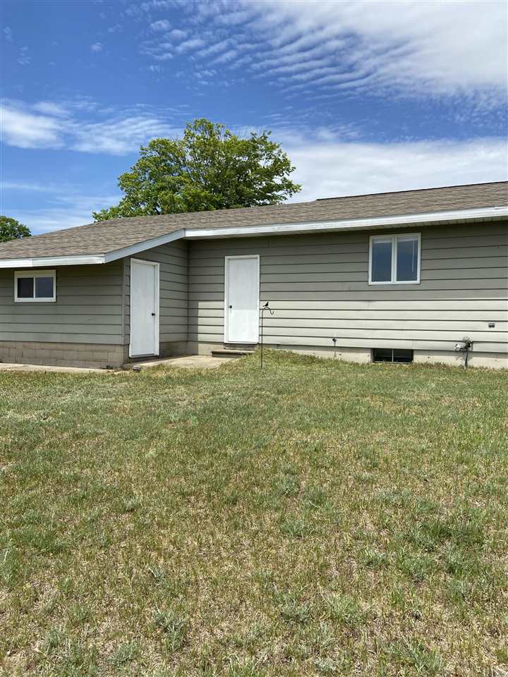 14375 22 Mile Road Tustin, MI 49688 - Photo 34 of 41 1888494-33.JPG