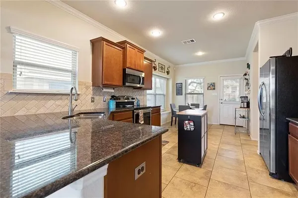 $1,895 | 156 Golden Eagle Lane, Leander, TX 78641