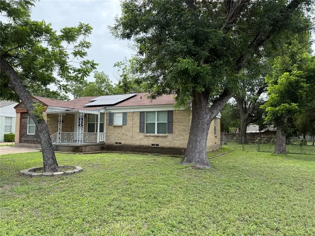 $1,750 | 10402 Desdemona Drive, Dallas, TX 75228