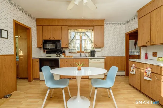 $357,000 | 228 Fitchville Road, Bozrah, CT 06334