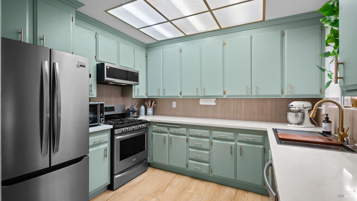 5412 Yerba Buena Road Santa Rosa, CA 95409 - Photo 14 of 47