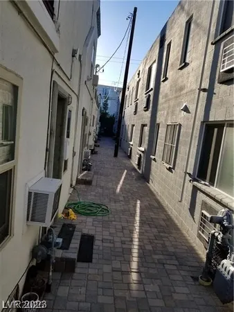 $1,095 | 217 North 9th Street, Unit 6, Las Vegas, NV 89101