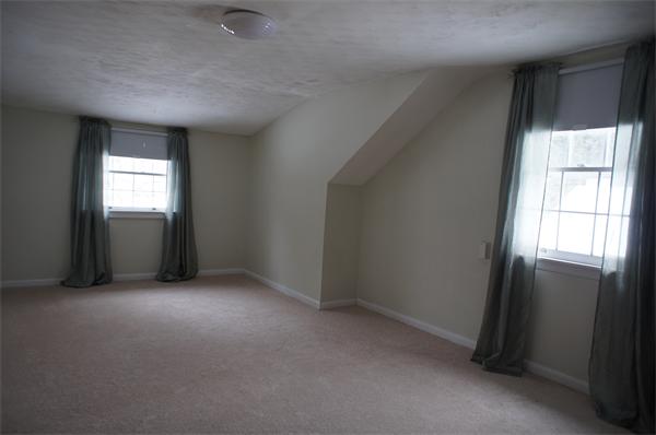 118 Washington Road Brimfield, MA 01010 - Photo 13 of 20 an empty room that has a window