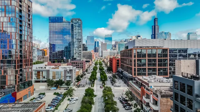 $469,900 | 111 South Morgan Street, Unit 423, Chicago, IL 60607