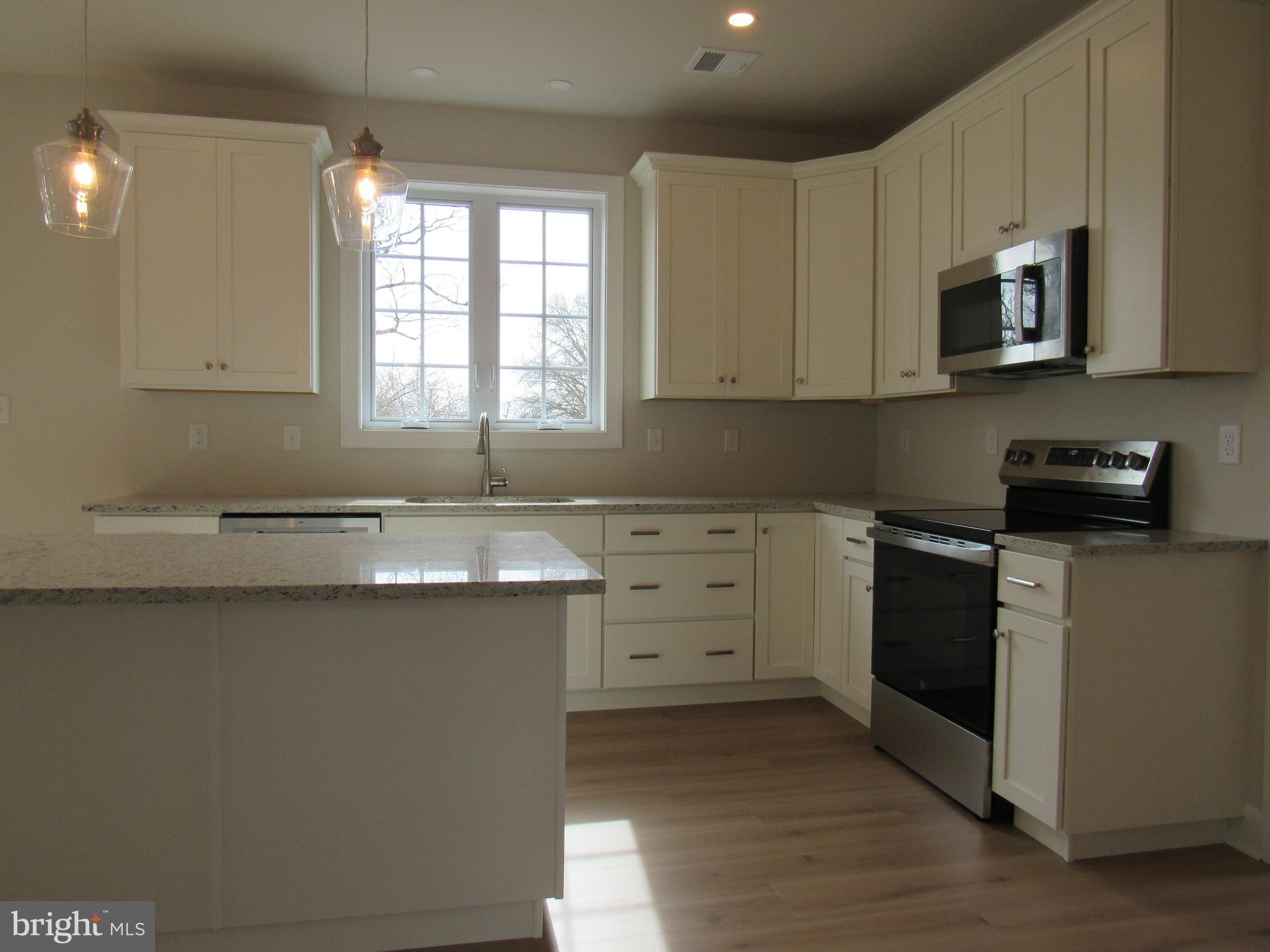 957 Spring City Road Phoenixville, PA 19460 - Photo 15 of 57 "Gatehouse" cabinets