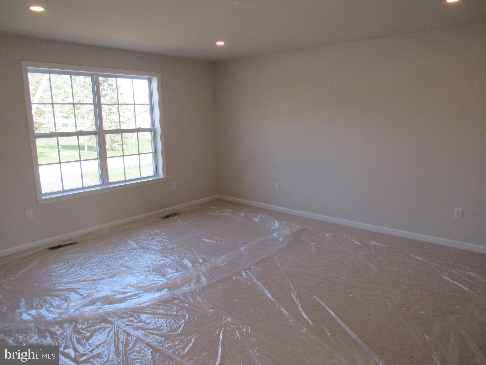 957 Spring City Road Phoenixville, PA 19460 - Photo 32 of 57 Main bed rm